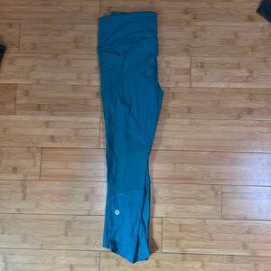 Lululemon size 6. Never worn